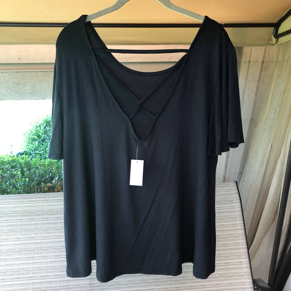 Maurices T-shirt with Criss cross back